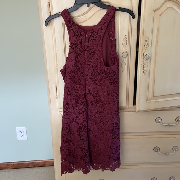 NWT WAYF ROSE LACE DRESS - Picture 4 of 8